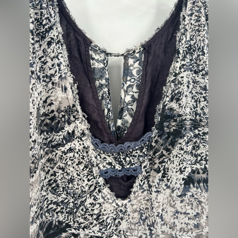 Free People floral blue grey cold shoulder blouse top size S - Picture 3 of 13
